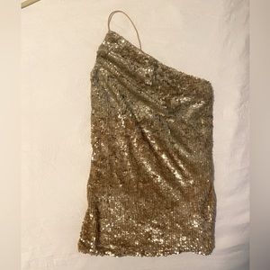 One shoulder sequin top